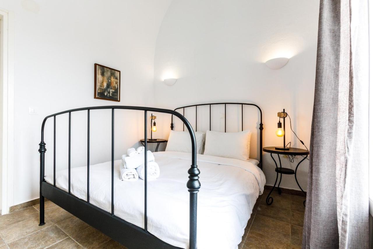 Arcana Santorini Villas, An Authentic Cycladic Experience Akrotiri  Exterior photo